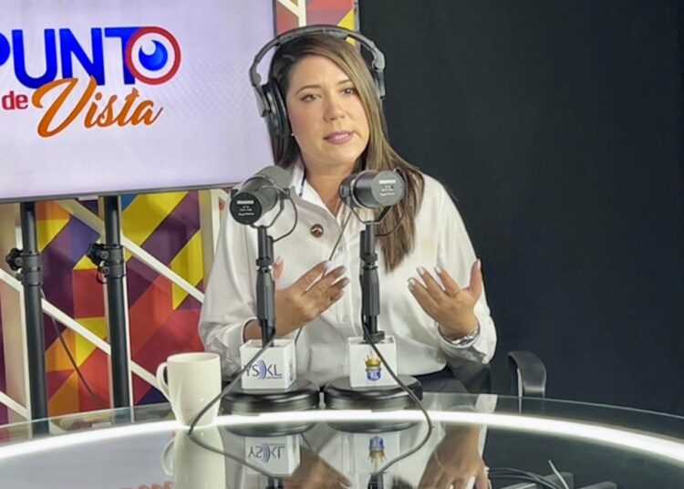 El discurso de renovación de Mayteé Iraheta choca con los casos que marcaron a ARENA