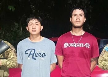 Capturan a dos personas con una bolsa de marihuana en Ciudad Arce