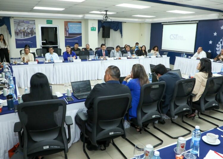 Rolando Castro: “La modernización laboral no debe verse como precarización”