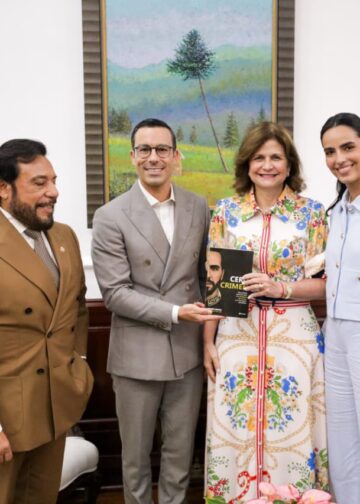 El Salvador fortalece sus vínculos diplomáticos con República Dominicana