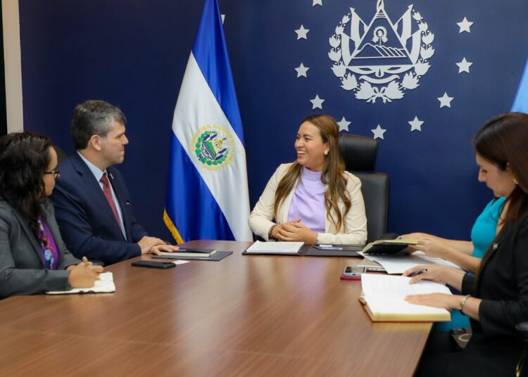 “La prioridad son las personas”: Patricia Godínez destaca alianza con PNUD para fortalecer programas de movilidad humana