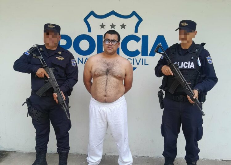 Capturan a hombre con notificación roja señalado por homicidio agravado y privación de libertad