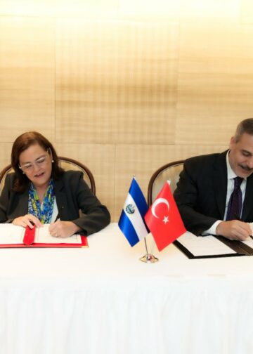 El Salvador y Türkiye buscan ampliar inversiones en agroexportación, tecnología y energías renovables