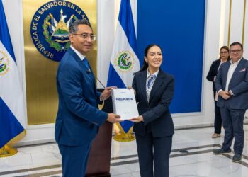 Asamblea recibe el Presupuesto 2027: educación concentra $3,416 millones