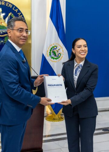 Asamblea recibe el Presupuesto 2027: educación concentra $3,416 millones
