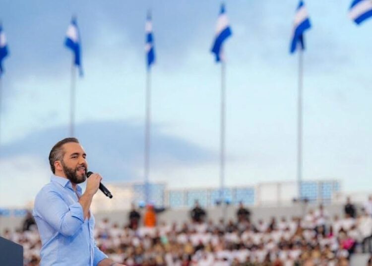 Bukele desmiente transferencia de las reservas de Bitcoin de El Salvador a un privado