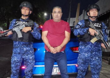 Capturan a hombre con droga, dinero en efectivo y dos celulares en la avenida Olímpica, San Salvador