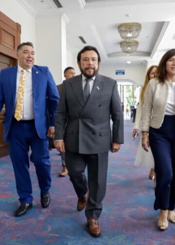 El Salvador destaca avances en regulación de activos digitales 