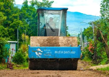 Ruta Abriendo Caminos llega a la comunidad Río Flores en Santa Ana Centro