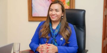 El Salvador une esfuerzos para ampliar oportunidades de estudio para los jóvenes