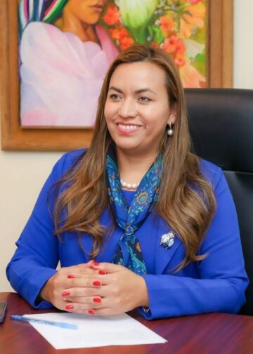 El Salvador une esfuerzos para ampliar oportunidades de estudio para los jóvenes