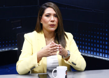 Postura de candidata presidencial de ARENA sobre el TPS genera cuestionamientos entre sectores sociales