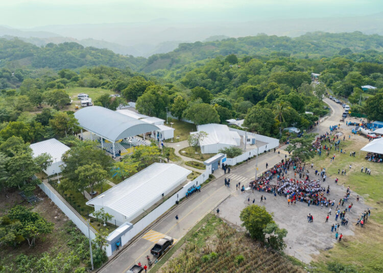Más de 500 estudiantes se benefician con nuevo centro escolar en Ahuachapán