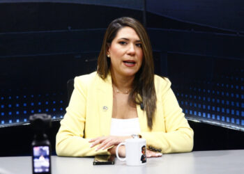 Mayteé Iraheta cuestiona la prolongación del Régimen de Excepción y evita definir su continuidad