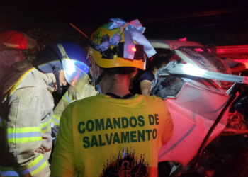 Motociclistas y ocupantes de vehículos resultan lesionados en varios accidentes