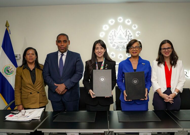 República Dominicana y El Salvador abordan iniciativas de cooperación técnica durante I Reunión Mixta