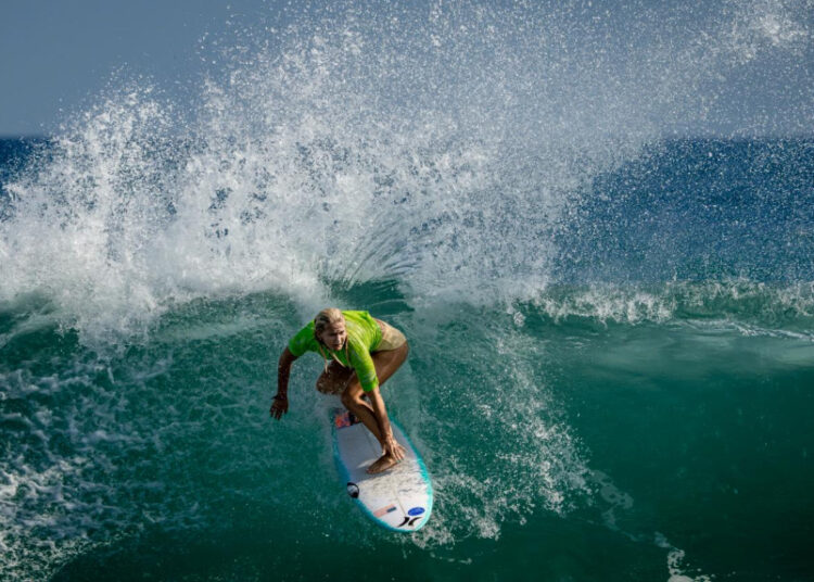 El Salvador impulsa el surf juvenil con competencia internacional en Surf City