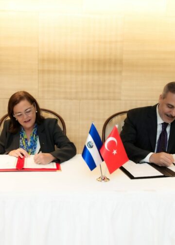 Canciller salvadoreña sostiene encuentros estratégicos con altos funcionarios de Türkiye, Kuwait y Emiratos Árabes Unidos