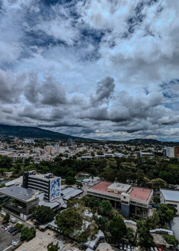 Lluvias y tormentas para este jueves