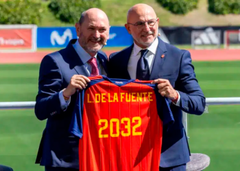 Luis de la Fuente renueva su contrato con la selección de España hasta 2032