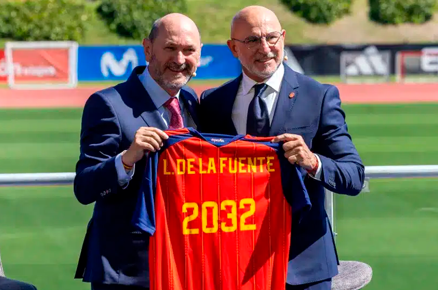 Luis de la Fuente renueva su contrato con la selección de España hasta 2032