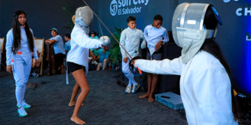 Desarrollan actividades recreativas con participantes del Surf City El Salvador ISA World Junior Surfing Championship 2026