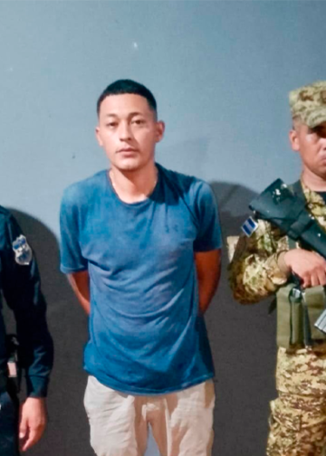 Capturan a sujeto que hurtó $5,000 de una tienda en San Miguel