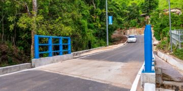 Gobierno entrega moderna calle en San Vicente Norte
