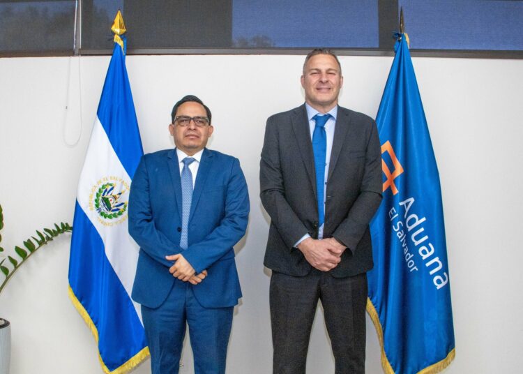 Aduanas de El Salvador y Guardia di Finanza de Italia fortalecerán cooperación contra el contrabando