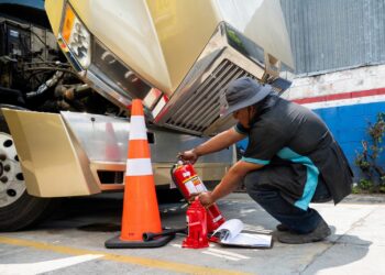 VMT advierte que camiones que no pasen inspección mecánica no podrán renovar tarjeta de circulación