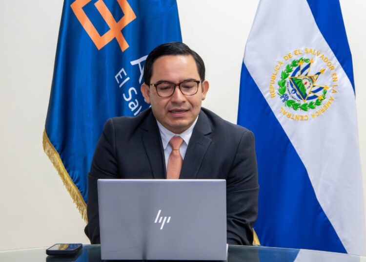 El Salvador fortalece la facilitación del comercio y la integración regional