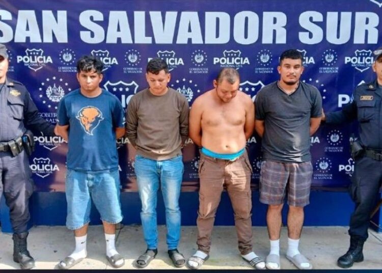 Capturan a cuatro sujetos tras protagonizar una pelea durante un baile en Rosario de Mora, San Salvador