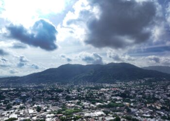 Lluvias se extenderán a diferentes zonas de El Salvador durante este jueves