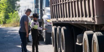 Continúan inspecciones al transporte de carga
