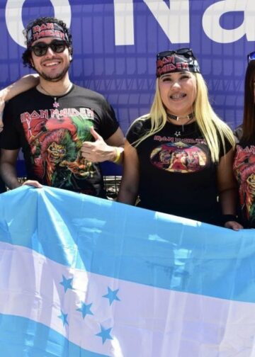 Seguidores de Iron Maiden se toman las afueras del Mágico González