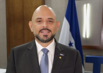 Piden renuncia de secretario de turismo hondureño por mala gestión