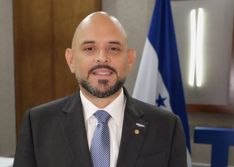 Piden renuncia de secretario de turismo hondureño por mala gestión