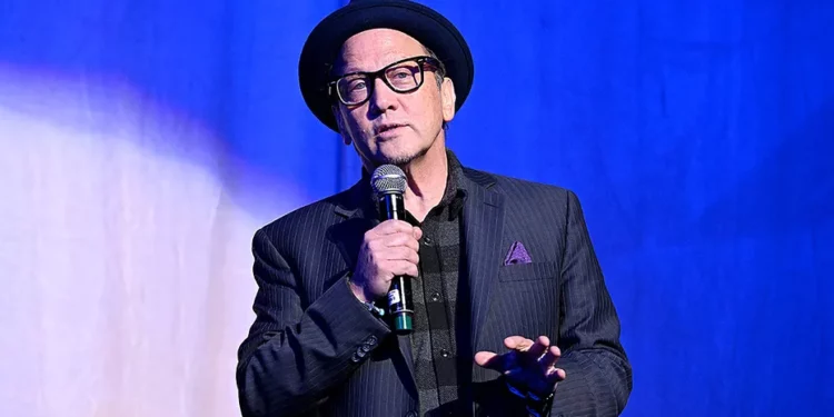 Rob Schneider destaca cambios en la seguridad de El Salvador