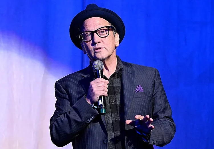 Rob Schneider destaca cambios en la seguridad de El Salvador