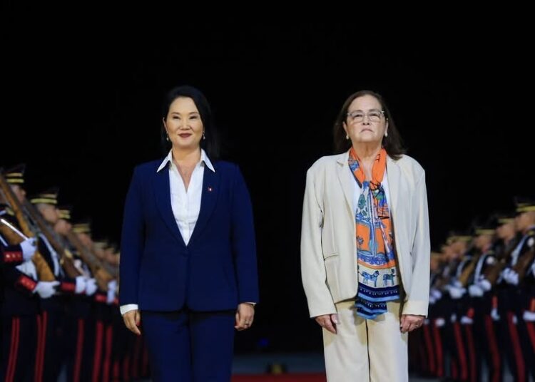 Keiko Fujimori ya se encuentra en El Salvador