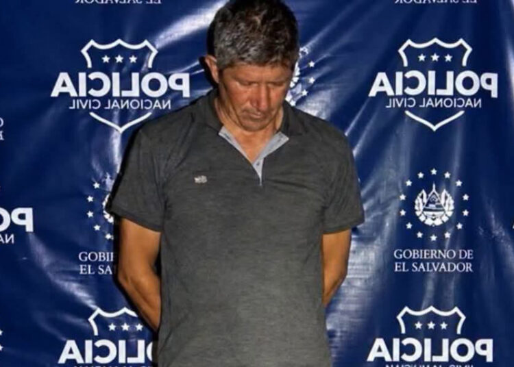 Hombre llegó ebrio a la casa de su expareja y terminó detenido por desobedecer medidas de protección