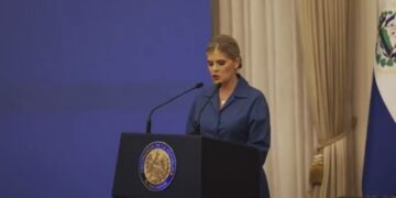 “CECOT representa un monumento a la justicia para las víctimas que han sufrido a causa de la violencia criminal”, Presidente de Costa Rica 