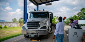 Reforzarán controles a talleres autorizados para revisión técnica al transporte de carga