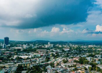 Pronostican lluvias en distintos puntos del país durante este viernes