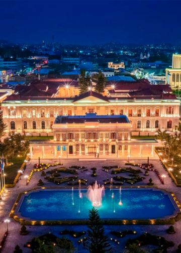 Mausoleo de Francisco Morazán se convierte en principal punto turístico del Centro Histórico