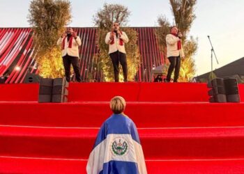 OPUS 503 llevó el talento y la cultura salvadoreña a la residencia de Shakira en Madrid