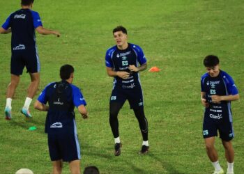 El Salvador necesita una combinación de resultados para evitar el descenso a la Liga B