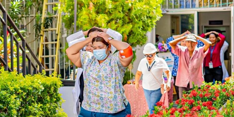 Gobierno fortalece la cultura de prevención con simulacro nacional de terremoto
