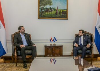 Vicepresidente Ulloa fortalece lazos de amistad con Paraguay