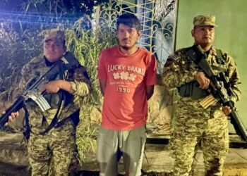 Hallan en celular de hombre ubicado en Ilobasco imágenes que lo vinculan con la pandilla 18